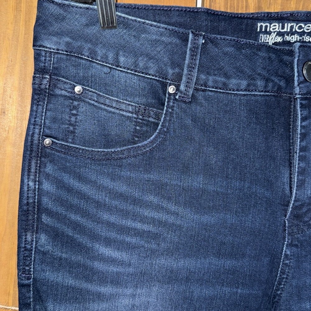 Maurices Women’s Skinny Jeans - Picture 5 of 9